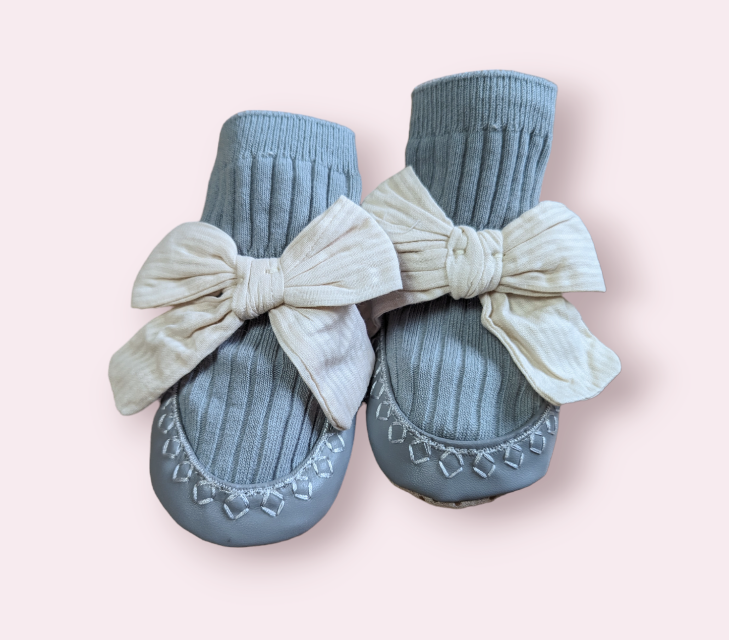 Baby Hausschuhe "Zarte Schleifen